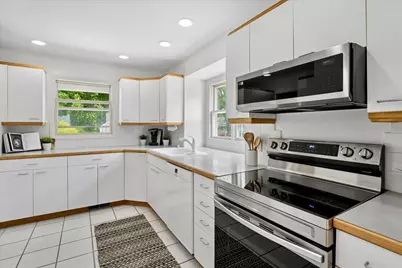 7850 E Oakbrook Circle, Madison, WI 53717 - Photo 12