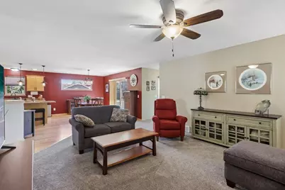 501 Pine Lawn Parkway, Verona, WI 53593 - Photo 8