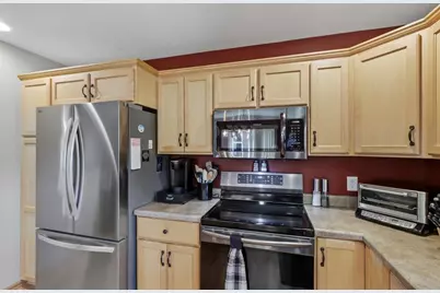 501 Pine Lawn Parkway, Verona, WI 53593 - Photo 12