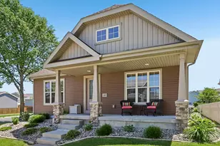 501 Pine Lawn Pkwy, Verona, WI 53593 - Photo 2