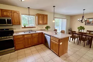 1505 Dayflower Dr, Madison, WI 53719 - Photo 12