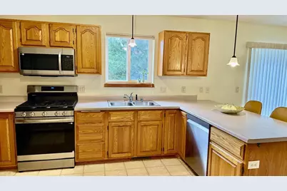 1505 Dayflower Drive, Madison, WI 53719 - Photo 14