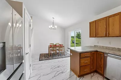 202 Michelle Lane, Cottage Grove, WI 53527 - Photo 12