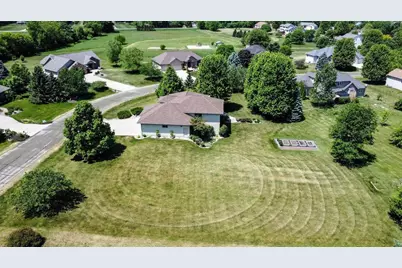 5215 Preservation Place, Sun Prairie, WI 53590 - Photo 4