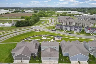 674 Hillcrest Dr, Waunakee, WI 53597 - Photo 36
