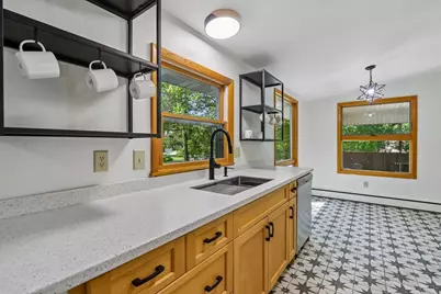 6633 E Wood Circle, Middleton, WI 53562 - Photo 14