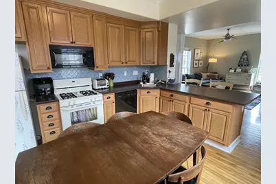 189 S High Street, Janesville, WI 53548 - Photo 8