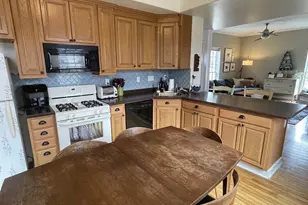 189 S High St, Janesville, WI 53548 - Photo 8