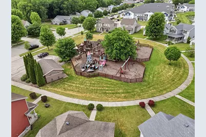 137 Covington Cove Circle, Deerfield, WI 53531 - Photo 26