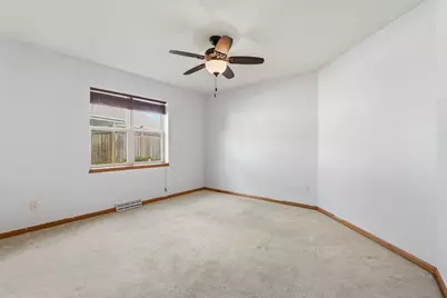 137 Covington Cove Circle, Deerfield, WI 53531 - Photo 8