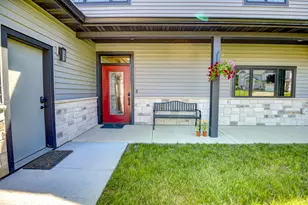 107 Savannah Cir, Barneveld, WI 53507 - Photo 6