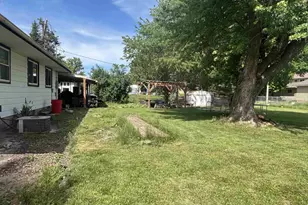 14734 Gentry Rd, Sparta, WI 54656 - Photo 4