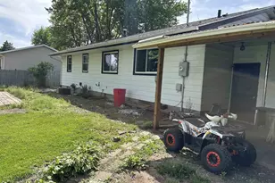 14734 Gentry Rd, Sparta, WI 54656 - Photo 8