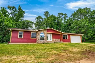 1397 Sayles Trail, Belleville, WI 53508 - Photo 4