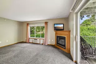 7203 Mid Town Rd, Madison, WI 53719 - Photo 10