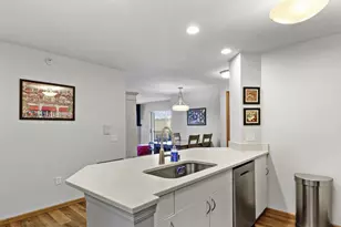 7203 Mid Town Rd, Madison, WI 53719 - Photo 10