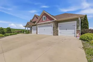 N6350 Tradewinds Cir, Beaver Dam, WI 53916 - Photo 46
