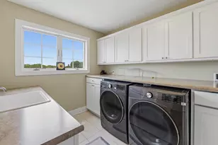 N6350 Tradewinds Cir, Beaver Dam, WI 53916 - Photo 34