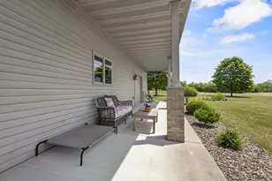 N7166 Forest Ridge Rd, Brooklyn, WI 54971 - Photo 44