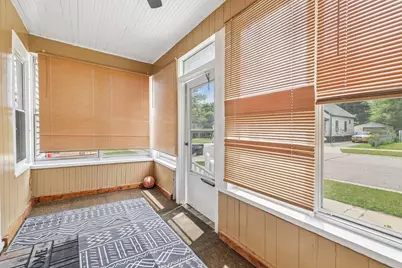 811 W Franklin Street, Portage, WI 53901 - Photo 2