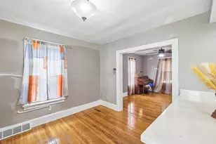 811 W Franklin St, Portage, WI 53901 - Photo 8