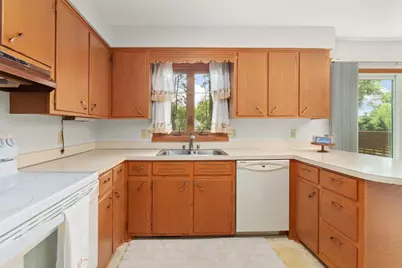 5319 Autumn Lane, Mcfarland, WI 53558 - Photo 12
