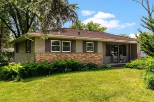 5319 Autumn Ln, Mcfarland, WI 53558 - Photo 4