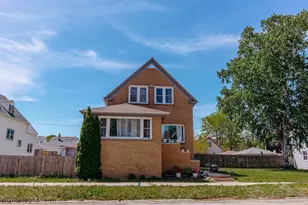3813 E Barnard Ave, Cudahy, WI 53110 - Photo 2