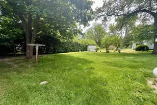303 Garfield Ave, Janesville, WI 53536 - Photo 18