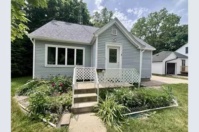 303 Garfield Avenue, Janesville, WI 53536 - Photo 10