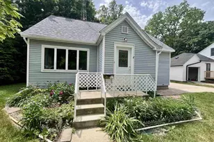 303 Garfield Ave, Janesville, WI 53536 - Photo 10