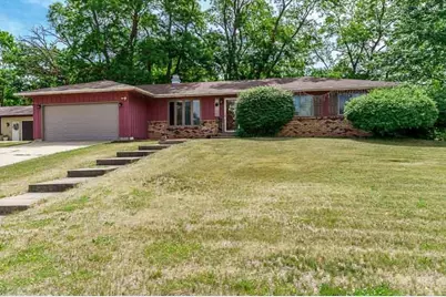1749 Oak Leaf Drive, South Beloit, IL 61080 - Photo 2
