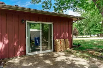 1749 Oak Leaf Drive, South Beloit, IL 61080 - Photo 8