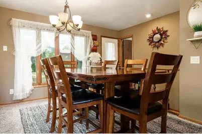 1749 Oak Leaf Drive, South Beloit, IL 61080 - Photo 18