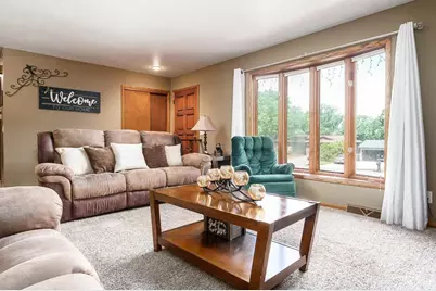 1749 Oak Leaf Drive, South Beloit, IL 61080 - Photo 16