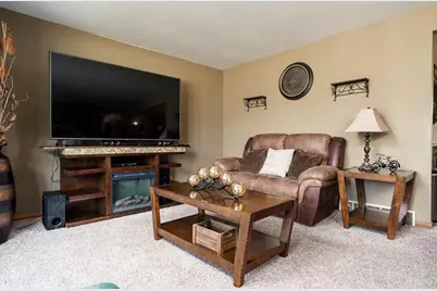 1749 Oak Leaf Drive, South Beloit, IL 61080 - Photo 14