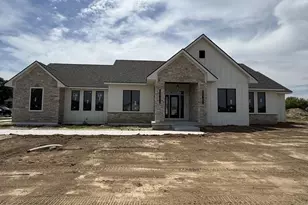 5143 N Brownwood Dr, Janesville, WI 53545 - Photo 8