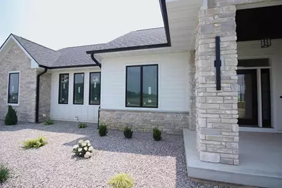 5143 N Brownwood Drive, Janesville, WI 53545 - Photo 6