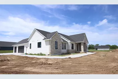 5143 N Brownwood Drive, Janesville, WI 53545 - Photo 2