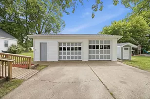 4018 E Rotamer Rd, Janesville, WI 53546 - Photo 4