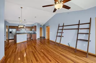 8201 Mayo Dr, Madison, WI 53719 - Photo 14