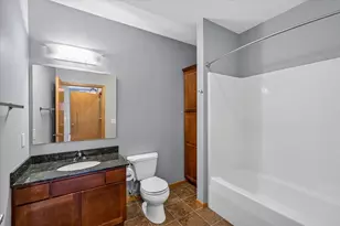 8201 Mayo Dr, Madison, WI 53719 - Photo 26
