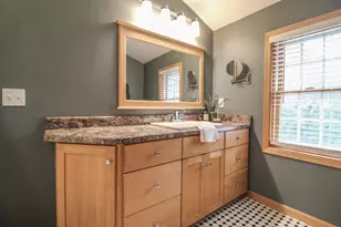 209 Waverly Dr, Cambridge, WI 53523 - Photo 38