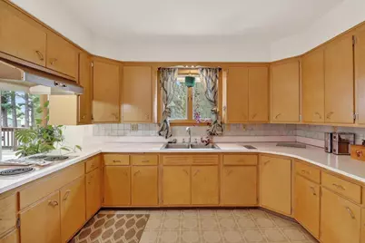 225 N Cairo Avenue, Jefferson, WI 53549 - Photo 10