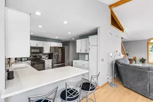 W14222 Selwood Dr, Prairie Du Sac, WI 53578 - Photo 16