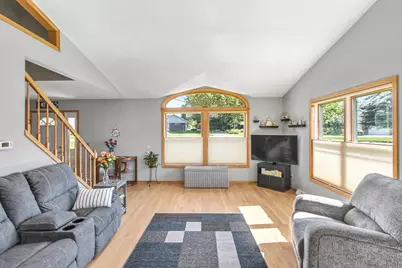 W14222 Selwood Drive, Prairie Du Sac, WI 53578 - Photo 8