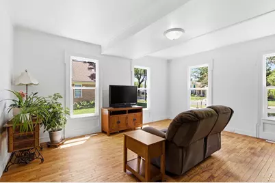 121 N 5th Street, Delavan, WI 53115 - Photo 4