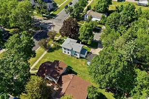 121 N 5th St, Delavan, WI 53115 - Photo 36