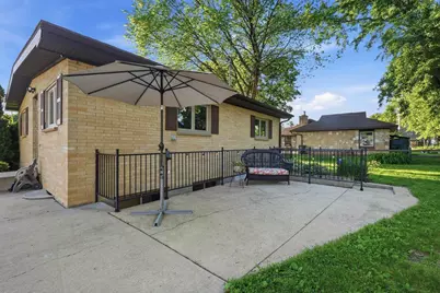520 6th Street, Prairie Du Sac, WI 53578 - Photo 28