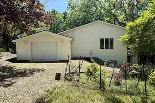 24975 Sunset Ridge Ln, Eastman, WI 54626 - Photo 4